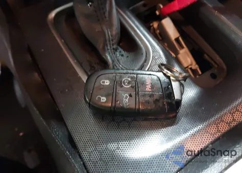 2015 Dodge Charger Sxt z USA, uszkodzony, nr VIN 2C3CDXJG2FH766021